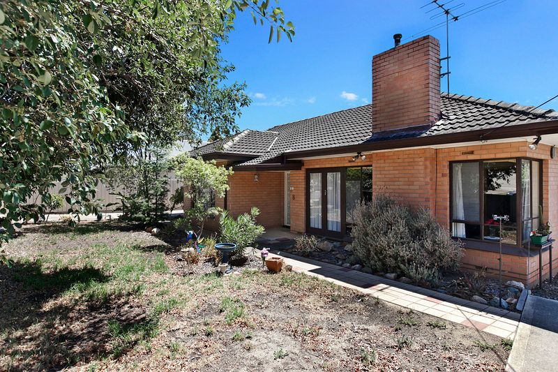 8 Melville Road, PARADISE, SA 5075