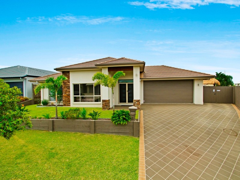 4 Couples Street, NORTH LAKES, QLD 4509