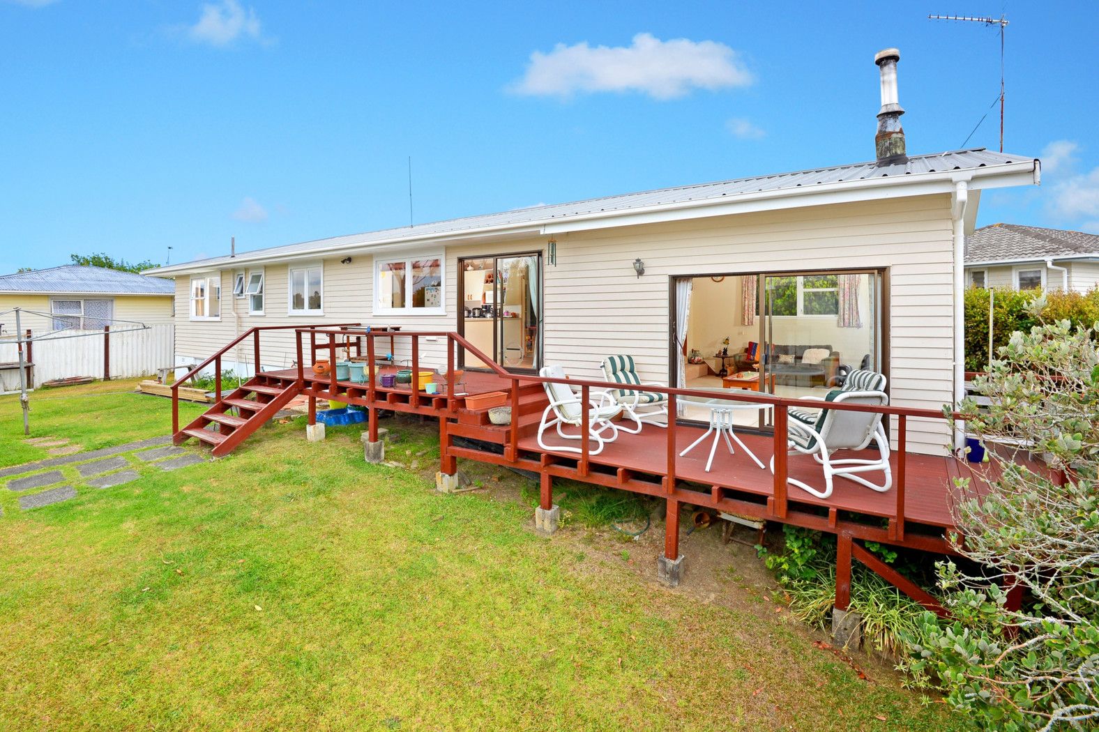 5 Ngatoa Place, GLENFIELD, North Shore City