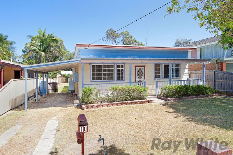 10 Coraldeen Avenue, GOROKAN NSW 2263