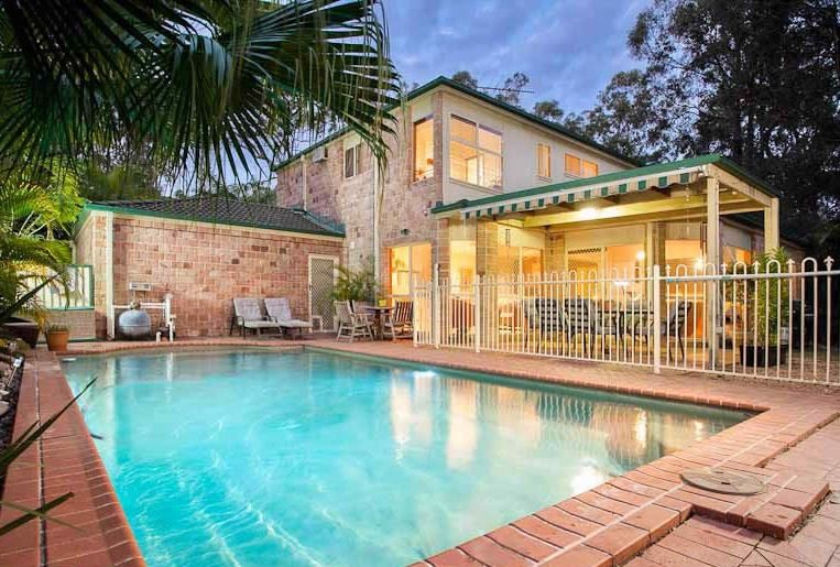 10 Spotted Gum Lane, CASHMERE, QLD 4500