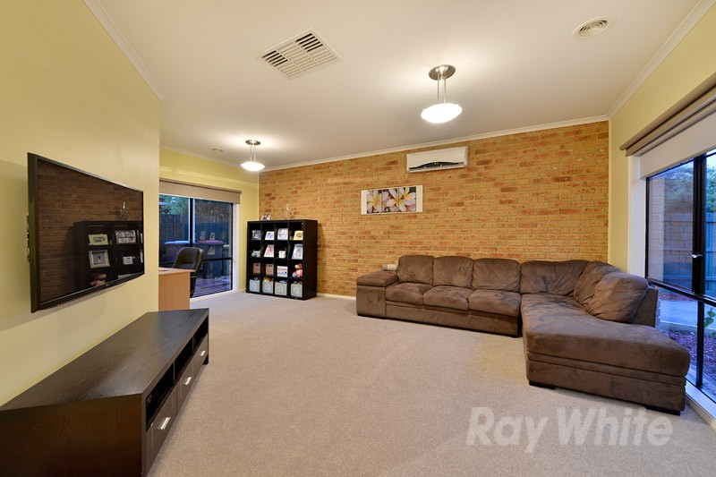 6 Forest Oak Drive, UPPER FERNTREE GULLY, VIC 3156