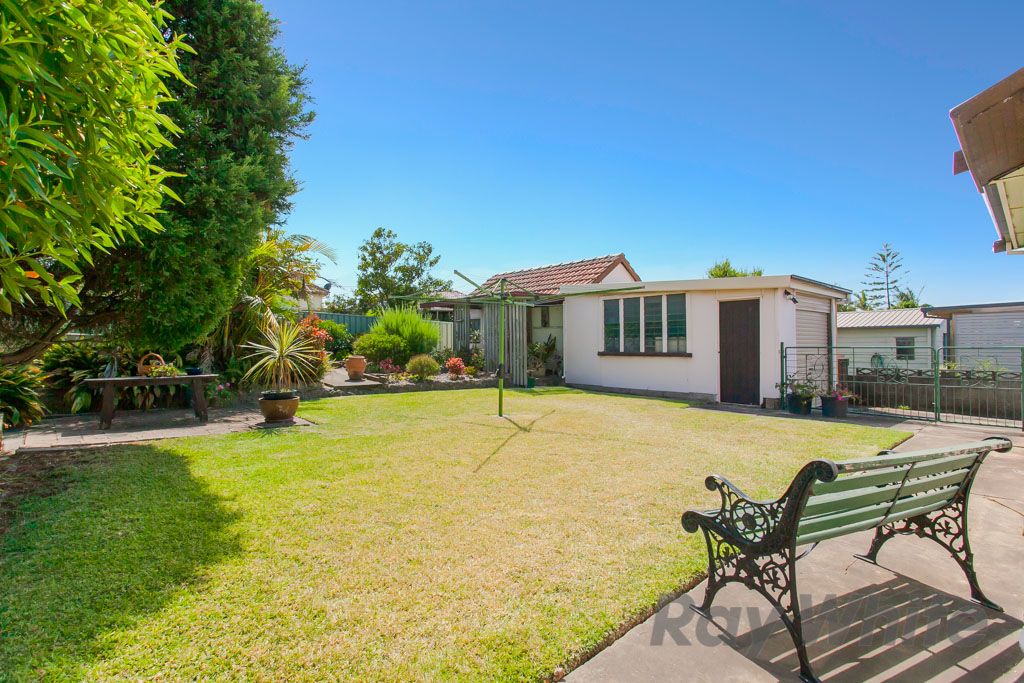 16 Thornton Avenue, MAYFIELD WEST, NSW 2304