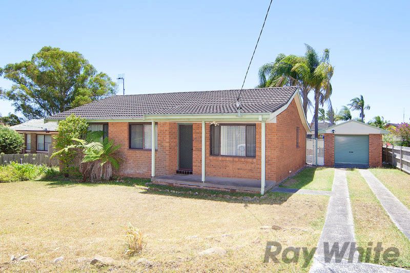 4 Esther Close, GOROKAN NSW 2263