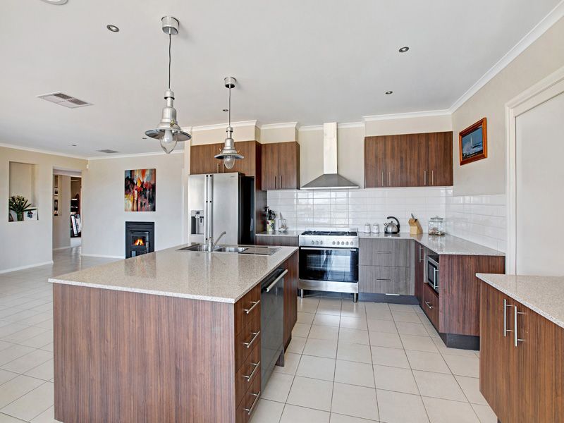 EDEN PARK, VIC 3757
