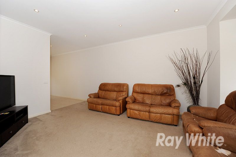 16/49-51 Democrat Drive, THE BASIN, VIC 3154