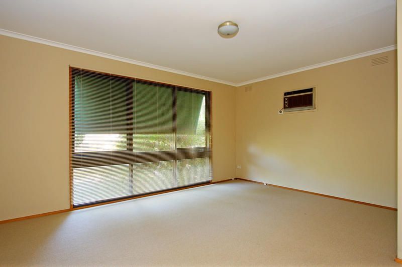 145 Ninth Avenue, ROSEBUD, VIC 3939