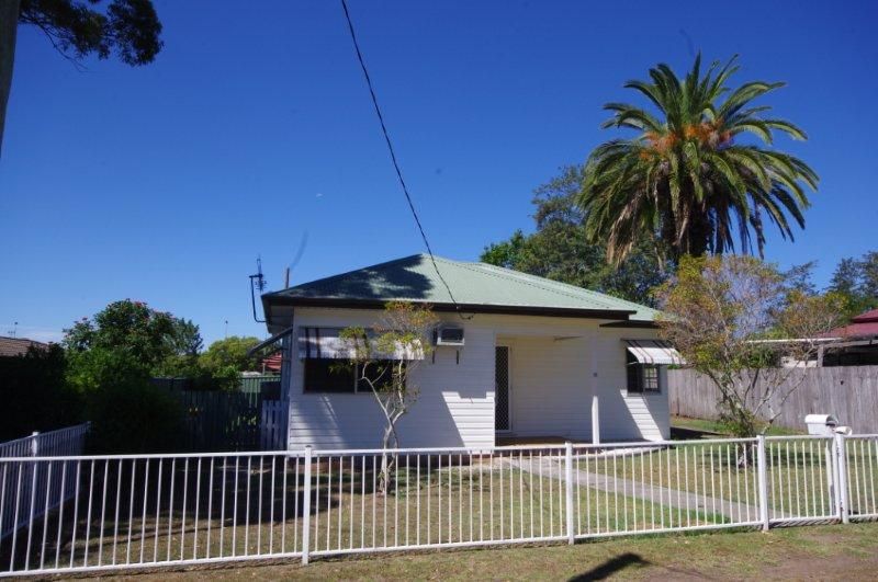 15 Frances Street, TAREE NSW 2430