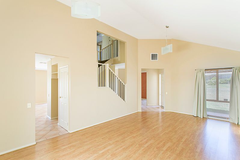 24 Ingleton Drive, HALLETT COVE, SA 5158