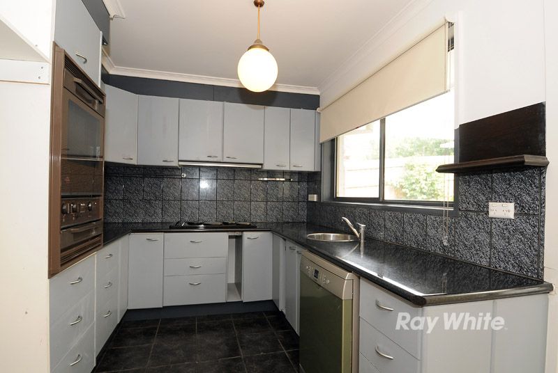48 Gateshead Drive, WANTIRNA SOUTH, VIC 3152