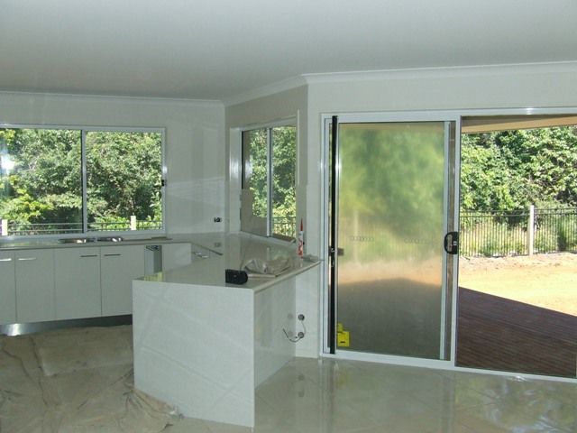 8 Brushbox Court, BEERWAH, QLD 4519