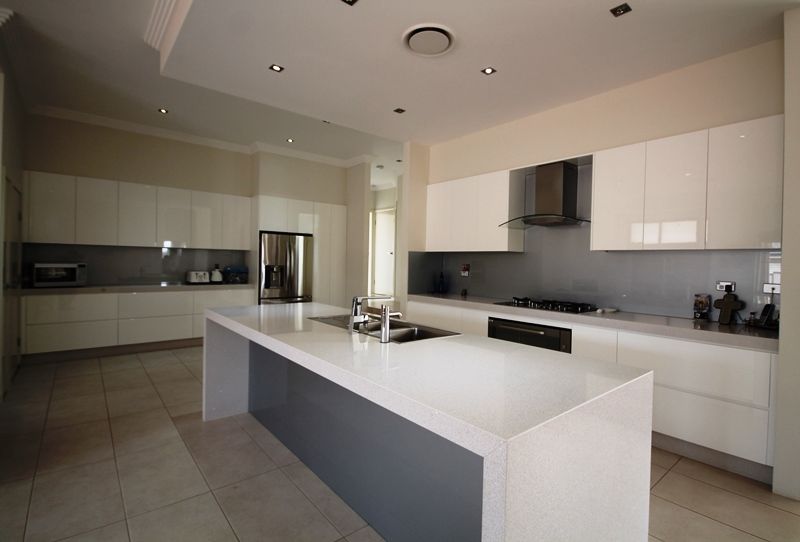 GREEN VALLEY, NSW 2168