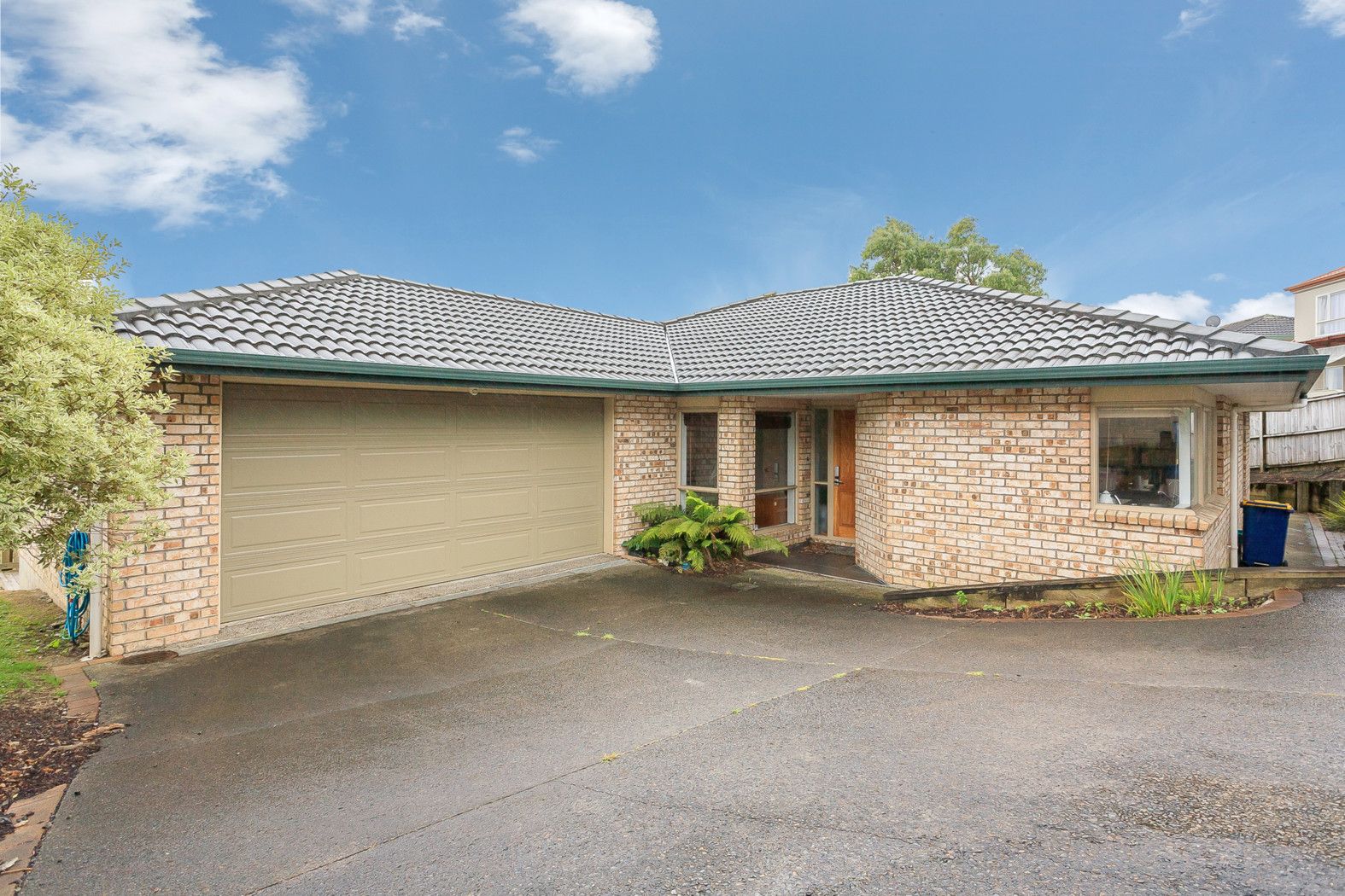 8 Maidstone Place, PINEHILL, North Shore City