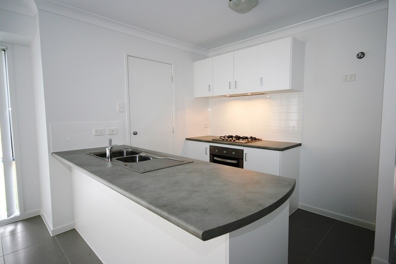 2 Philp Street, NORTH LAKES, QLD 4509