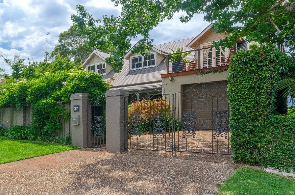 27 Joanne Street, WOONONA NSW 2517