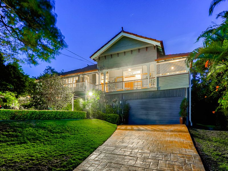 4 Fifth Avenue, Kedron, QLD 4031