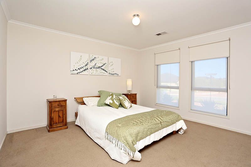 6 Whistler Grove, HEWETT, SA 5118