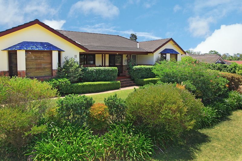 11 Uranna Avenue, NORTH NOWRA NSW 2541