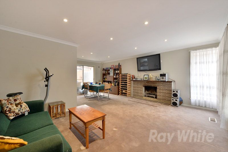 11 Benedikt Court, SCORESBY, VIC 3179