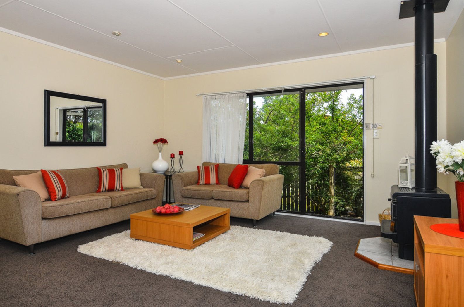 2/20 Applewood Drive, GLEN EDEN, Waitakere City