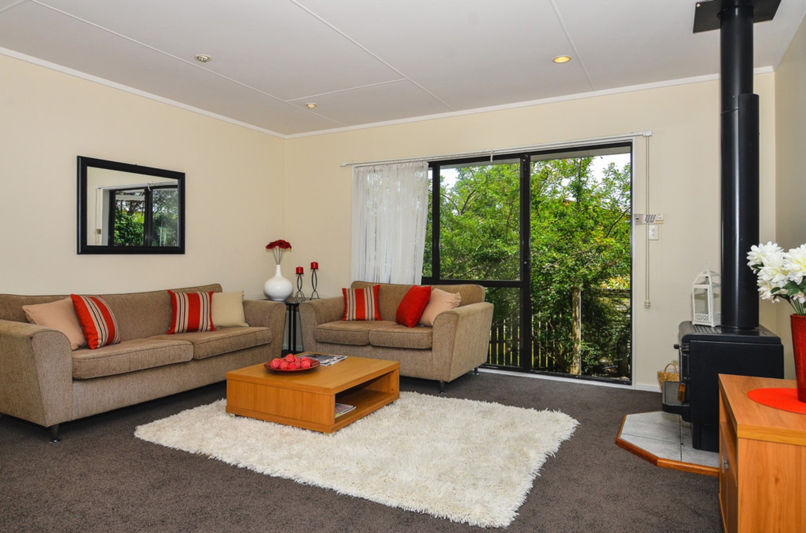 2/20 Applewood Drive, GLEN EDEN, Waitakere City