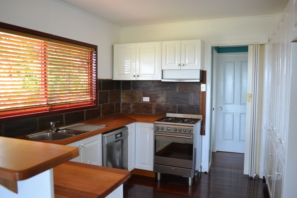 24 Meikleville Street, MEIKLEVILLE HILL, QLD 4703