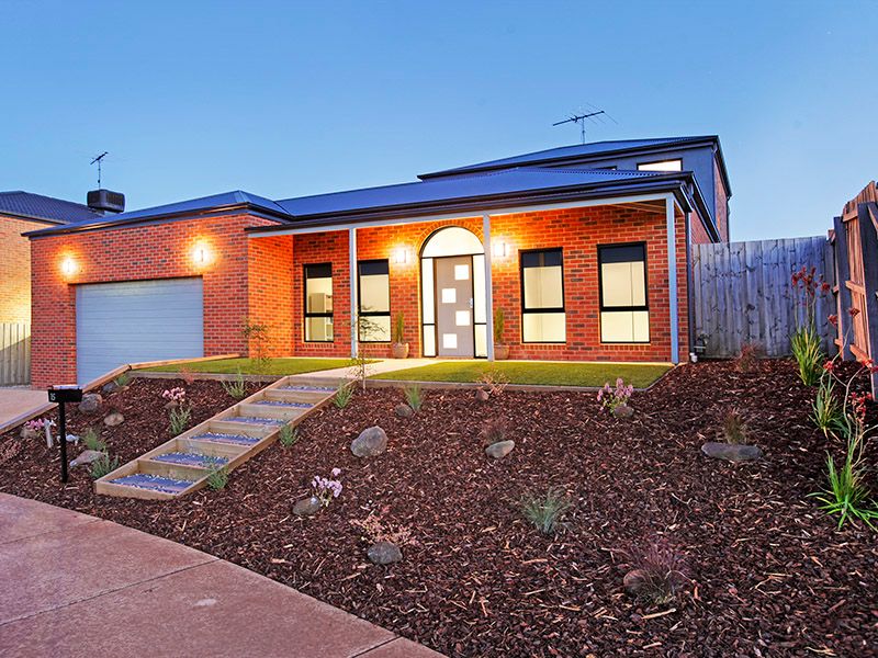 15 Colden Place, HIGHTON VIC 3216