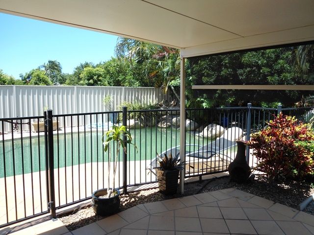 17 Endeavour Drive, BANKSIA BEACH, QLD 4507