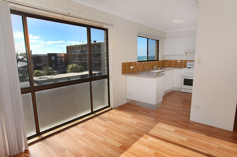 3/42 Edward Street, ALEXANDRA HEADLAND, QLD 4572