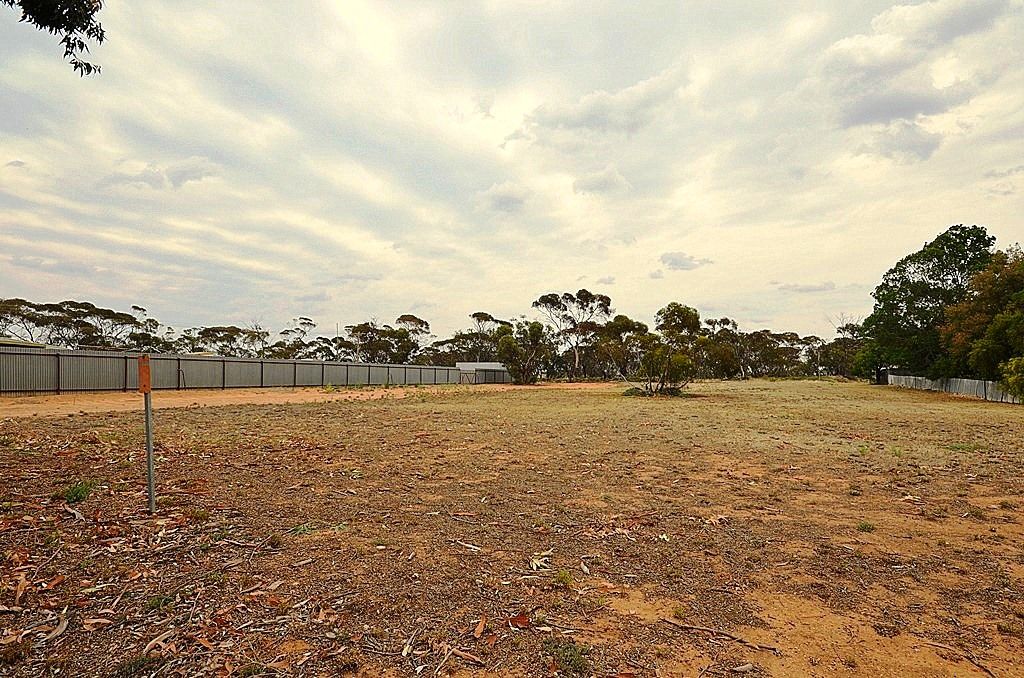 3-5 Tyrrell Street, NANDALY, VIC 3533