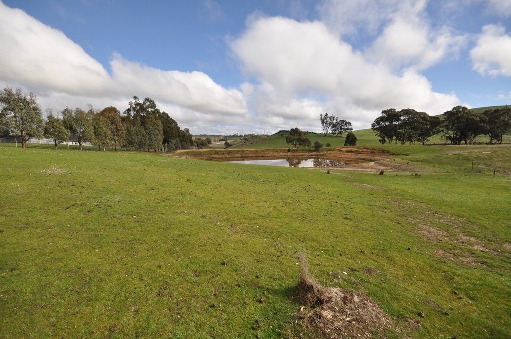 1745 McCallums Creek Road, MOUNT GLASGOW, VIC 3371