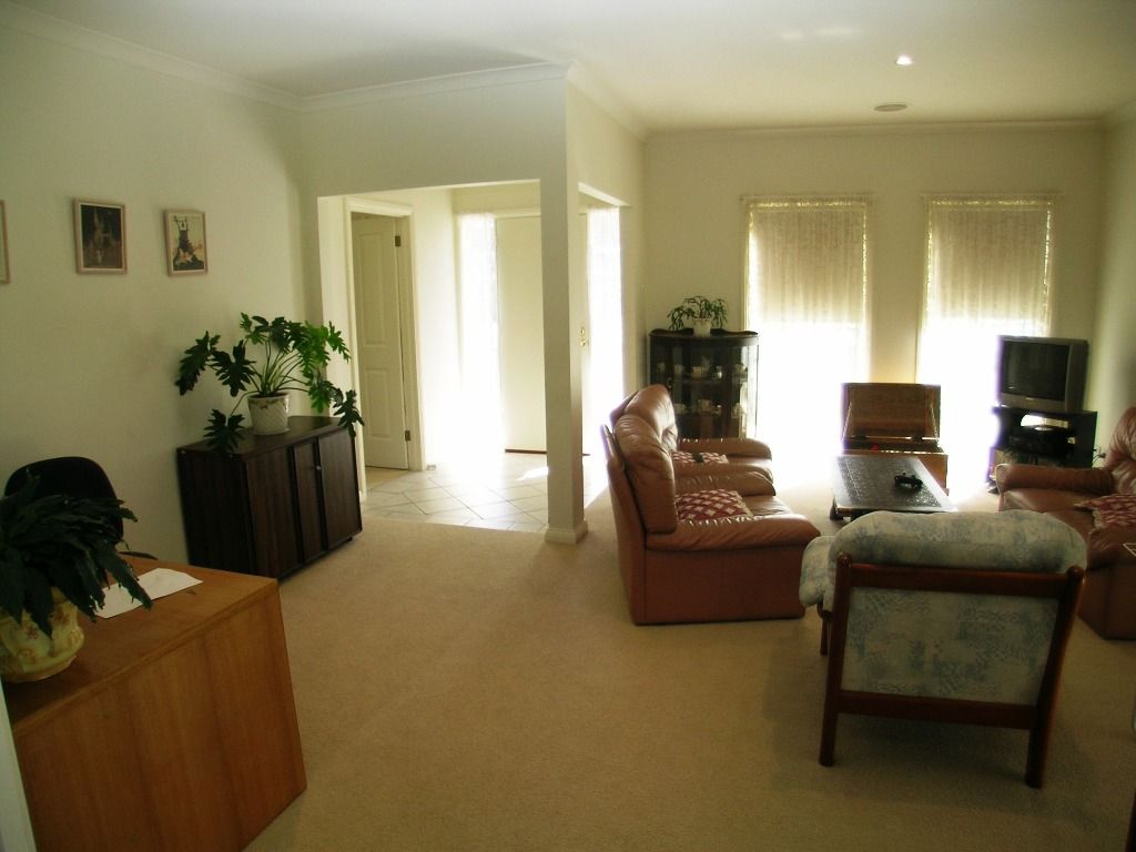 1 Garden Court, LAKE GARDENS, VIC 3355