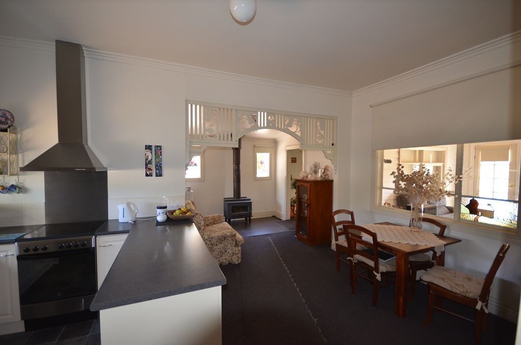 435 Happy Valley Road, LINTON, VIC 3360