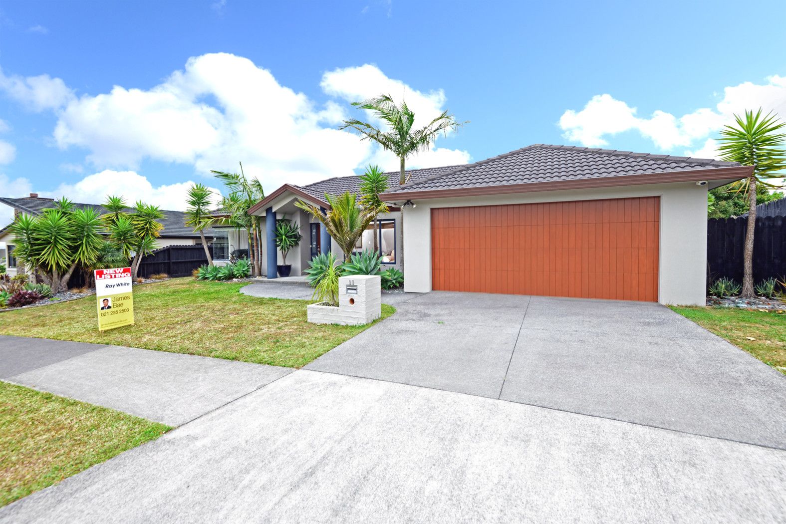 11 Dairyland Drive, Dannemora, Manukau City