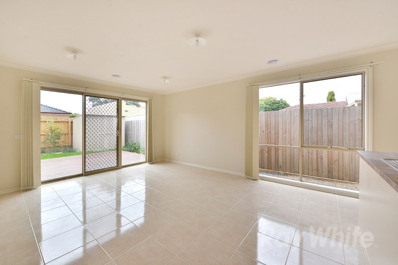 2/3 Phylis Avenue, BORONIA, VIC 3155