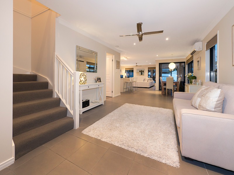 10 Almond Street, NORTHGATE, QLD 4013