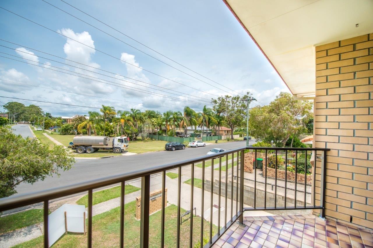 11 Lloyd Street, TWEED HEADS SOUTH NSW 2486