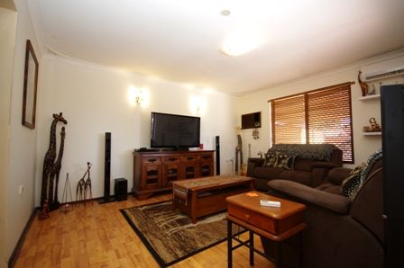 5 Wyman Court, GIRRAWHEEN, WA 6064