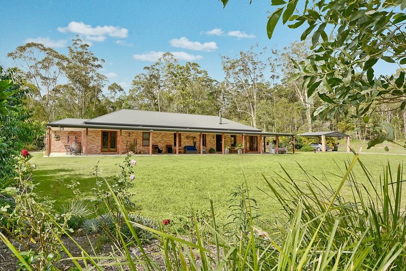 38 Amigh Road, LANDSBOROUGH, QLD 4550