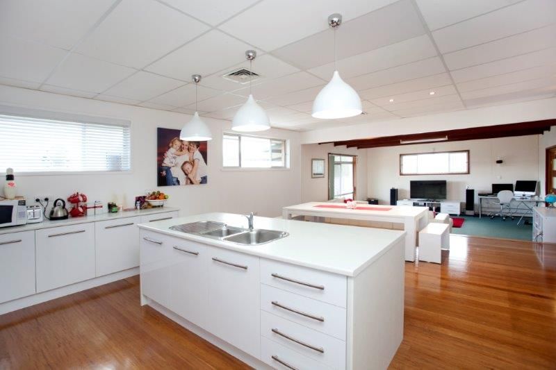 11 McLaughlin Avenue, TAREE, NSW 2430