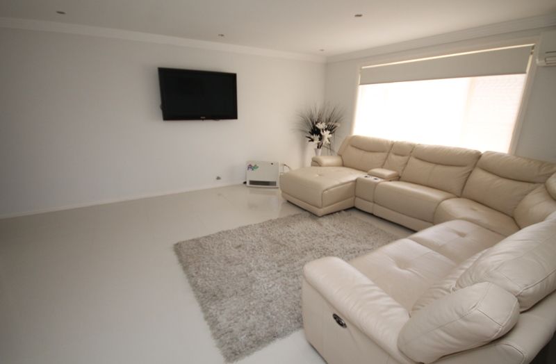 WEST HOXTON, NSW 2171