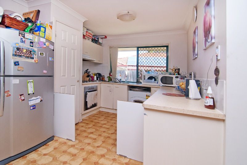 75 Rubicon Cresent, KURABY, QLD 4112