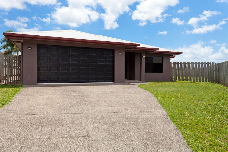 4 Turon Close, BENTLEY PARK, QLD 4869