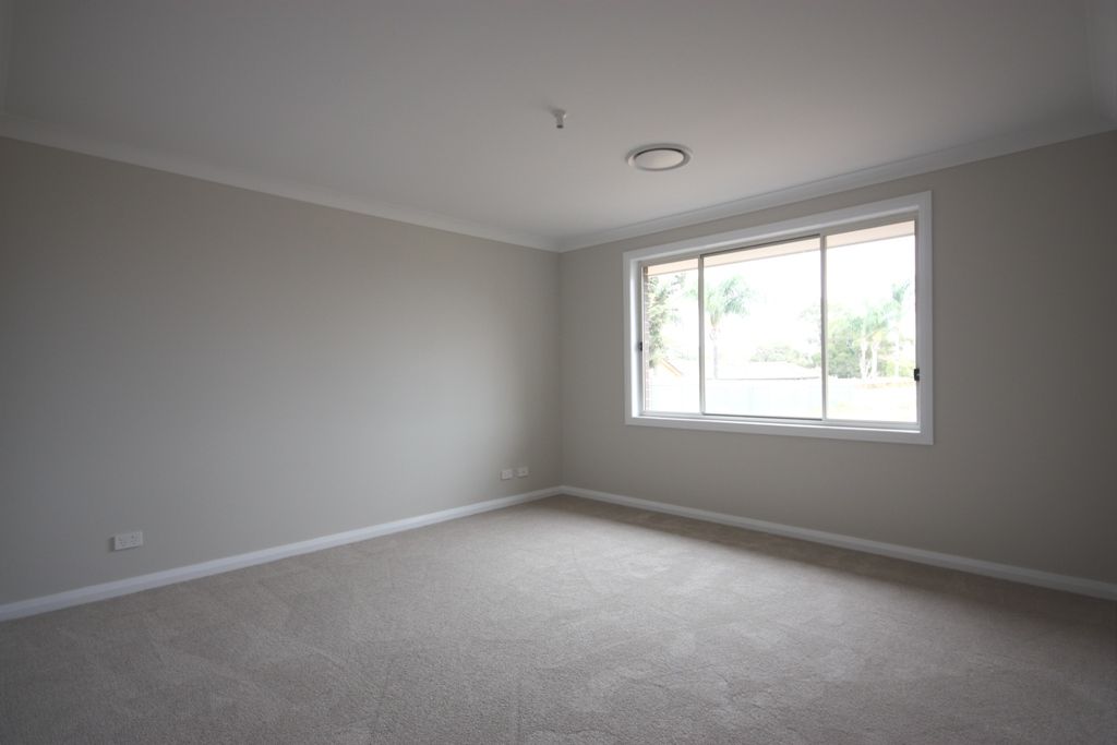 13 Saunders Street, CAMDEN SOUTH, NSW 2570
