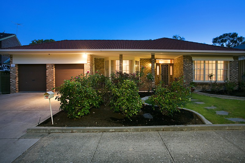 12 Emerald Court, ATHELSTONE, SA 5076