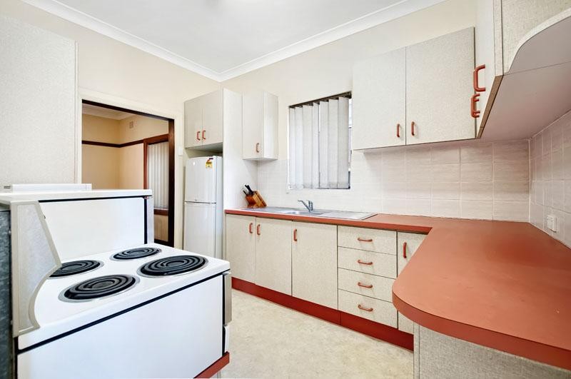 61 Woolcott Street, EARLWOOD, NSW 2206