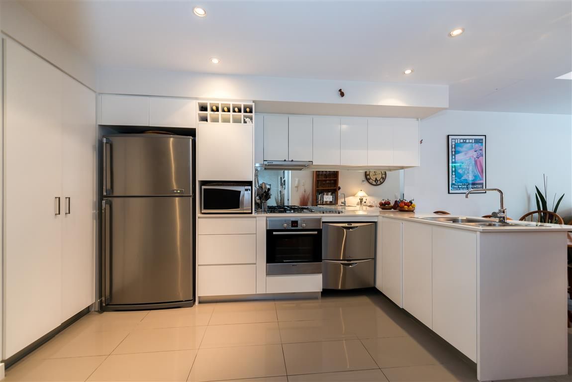 1001/438 Marine Parade, BIGGERA WATERS, QLD 4216