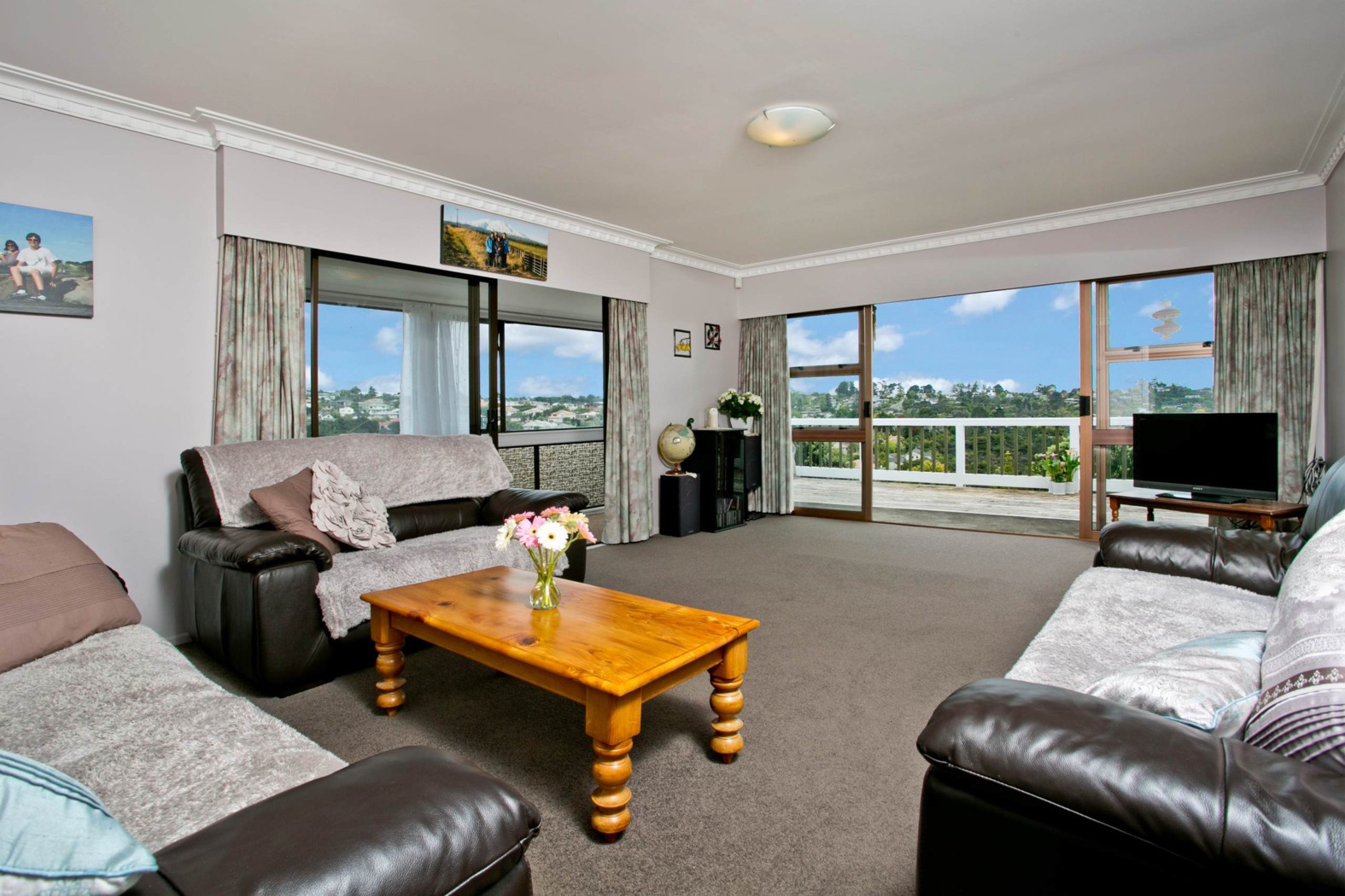 16 Lingham Crescent, TORBAY, North Shore City