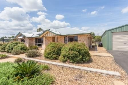 10 Kyle Close, PLACID HILLS QLD 4343