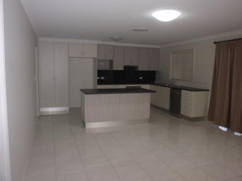 75 LOCH Street, EMERALD, QLD 4720